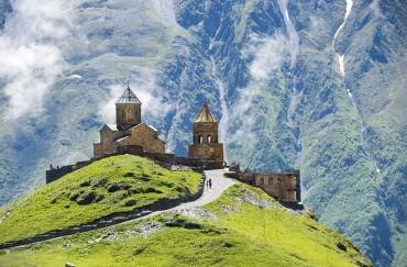 Kazbegi (Stepantsminda): The Mountain Icon
